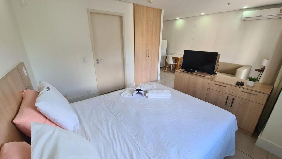 Trevizzo Barata Ribero Apartamento *